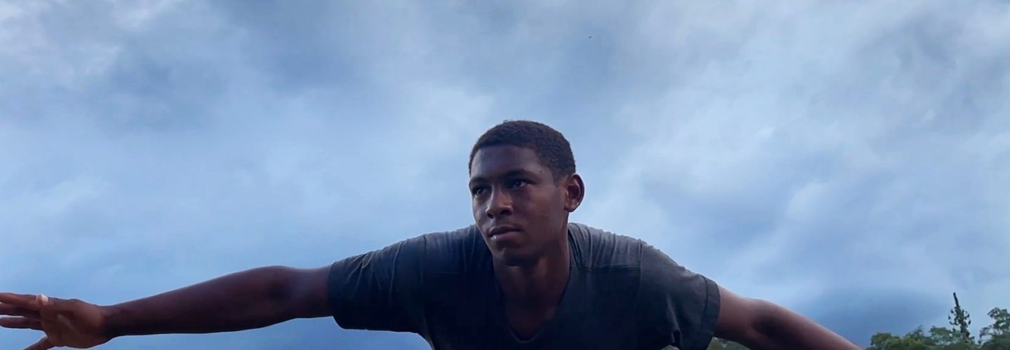 <h1>De Barriga pra Cima</h1><strong>ES, 15 MIN</strong>