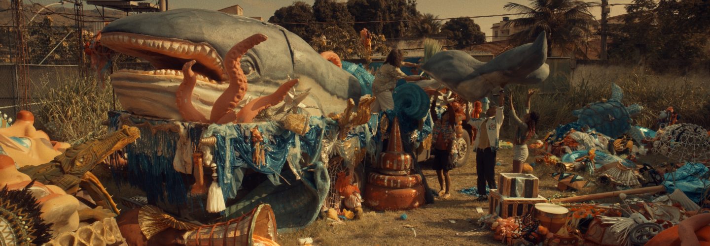 <h1>Uma Baleia pode ser dilacerada como uma escola de samba</h1><strong>RJ, 71 MIN</strong>